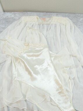 Vintage Negligee Set Ivory Robe Large Teddy Small Lace Beaded